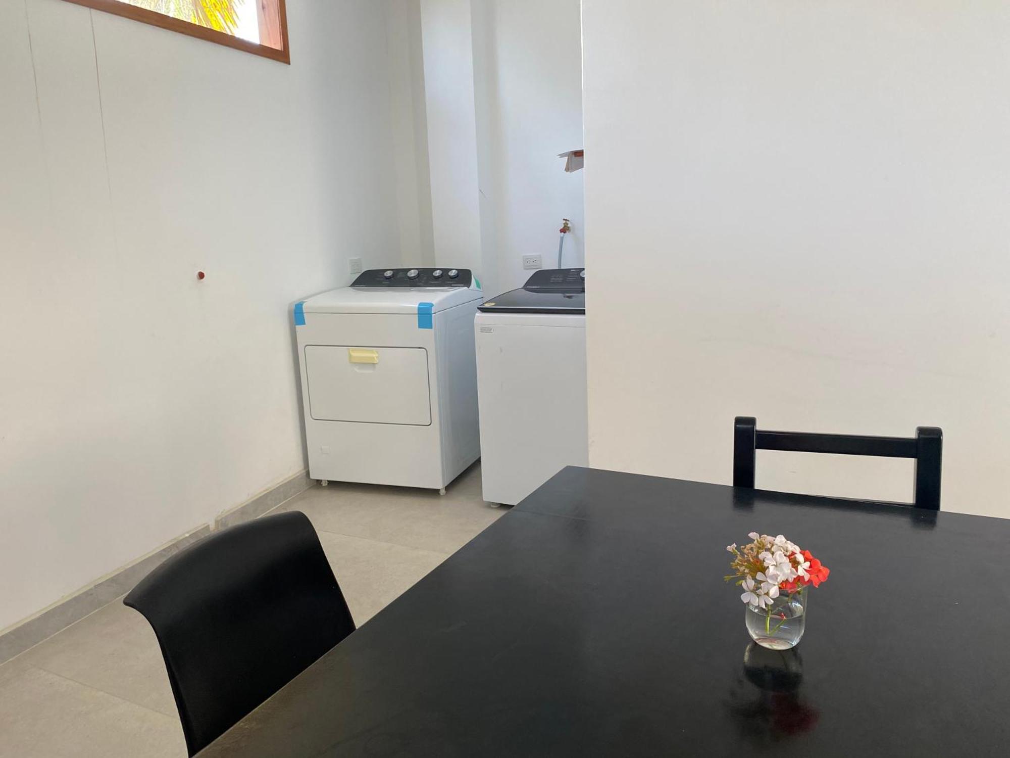 ホテル Penguin House プエルト・ビジャミル エクステリア 写真